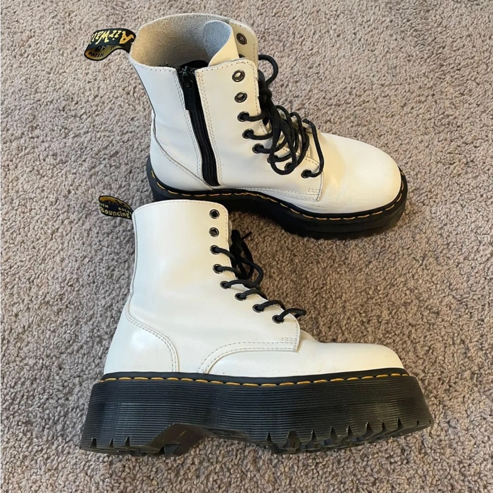 Dr. Martens Jadon Boot Smooth Leather Platform White